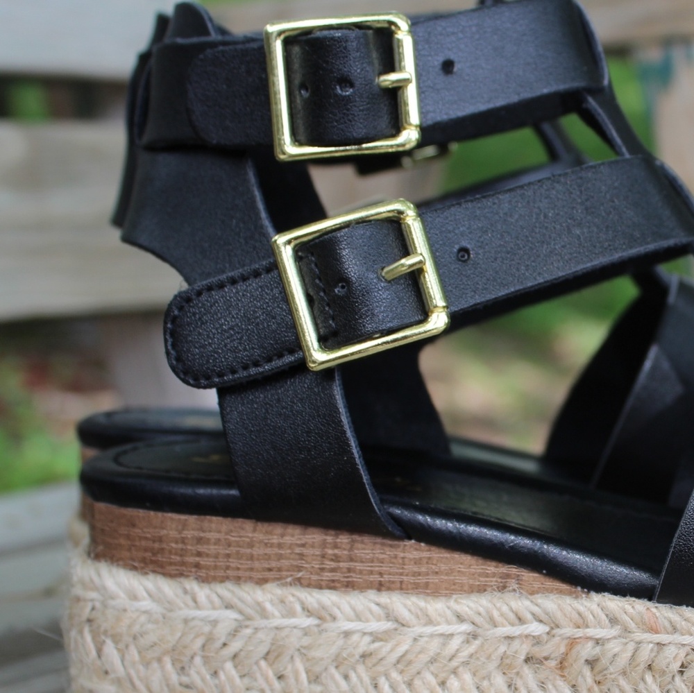 🔥"MIAMI" BLACK❤ last pair👡 - Picture 4 of 6